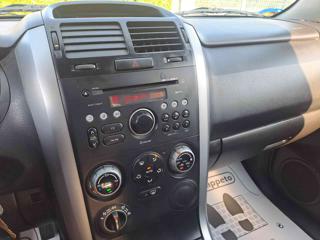SUZUKI Grand Vitara usata, con Autoradio
