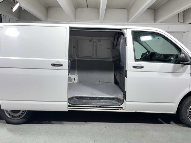 VOLKSWAGEN Transporter usata 26