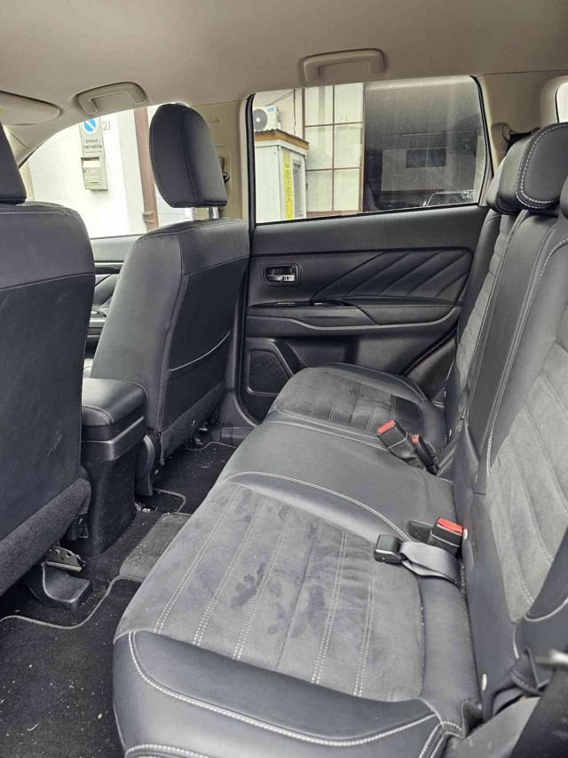 MITSUBISHI Outlander usata, con Cruise Control