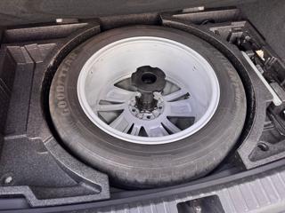 SKODA Karoq usata, con Bluetooth
