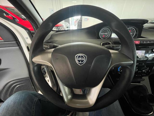 LANCIA Ypsilon usata, con Volante in pelle