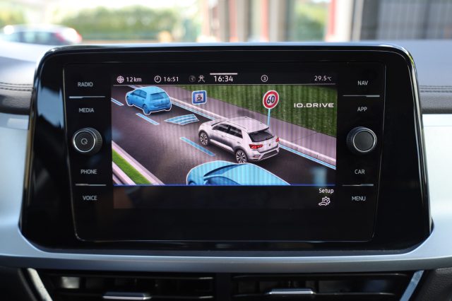 VOLKSWAGEN T-Roc usata, con Monitoraggio pressione pneumatici