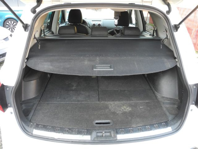 NISSAN Qashqai+2 usata 47