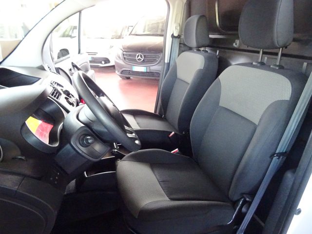 RENAULT Kangoo usata, con ESP