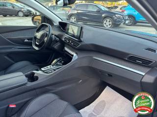PEUGEOT 5008 usata, con Sistema di navigazione