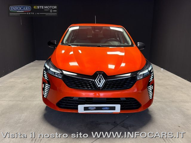RENAULT Clio usata, con Fari LED