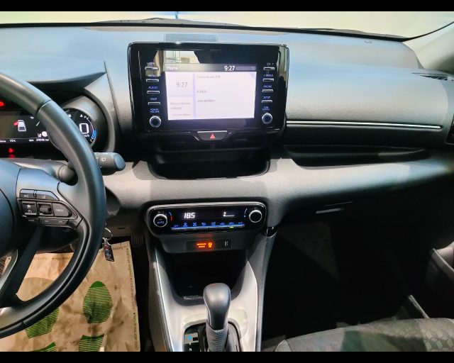 TOYOTA Yaris usata, con Cerchi in lega