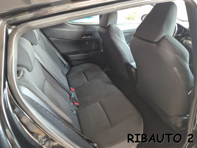 TOYOTA C-HR usata, con Sound system