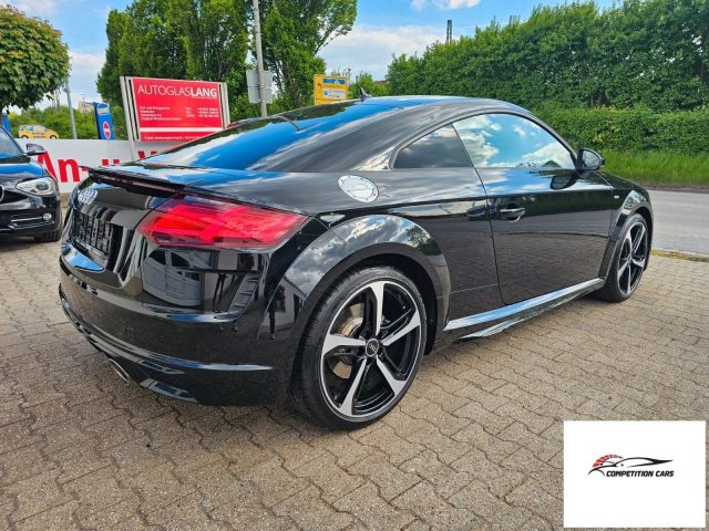 AUDI TT usata, con Autoradio