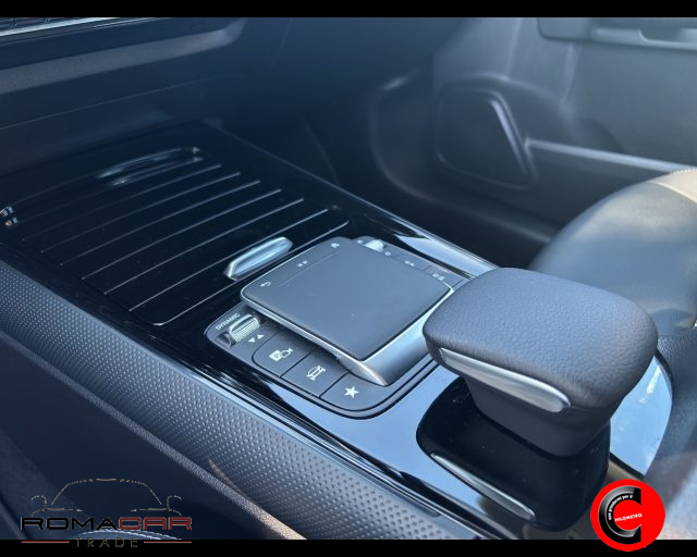 MERCEDES-BENZ GLA 180 usata, con Fari LED