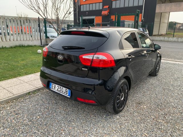 KIA Rio usata, con Alzacristalli elettrici