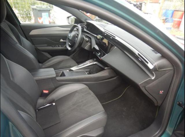 PEUGEOT 308 usata, con Autoradio