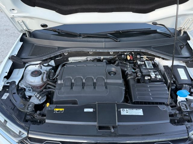 VOLKSWAGEN T-Roc usata, con Volante multifunzione