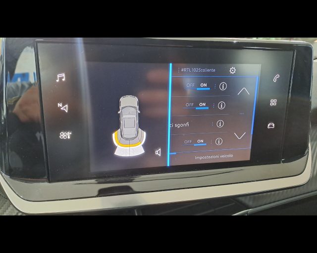 PEUGEOT 2008 usata, con USB