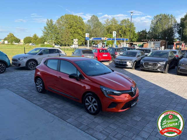 RENAULT Clio usata, con Autoradio