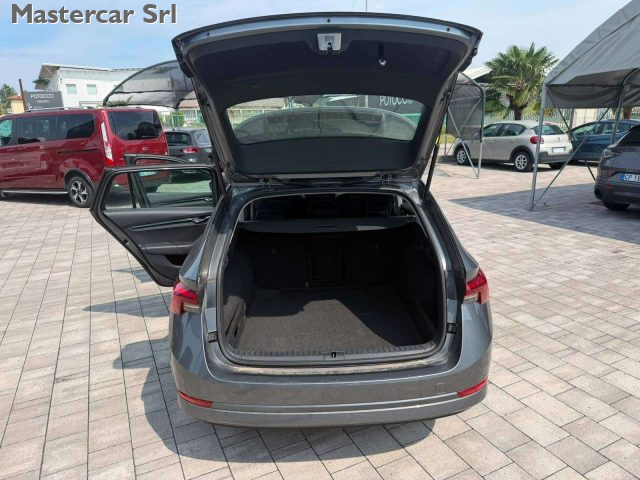 SKODA Octavia usata, con Sedile posteriore sdoppiato