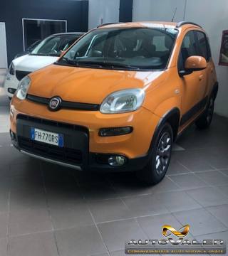 FIAT Panda TwinAir Turbo S&S 4x4 .