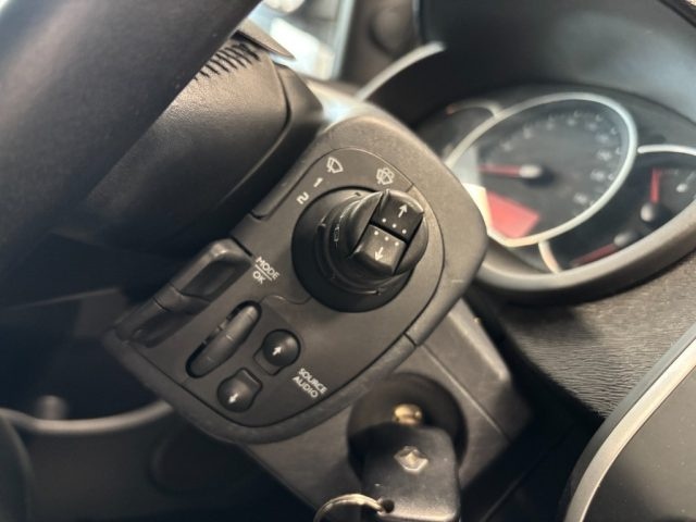 RENAULT Kangoo usata, con Park Distance Control