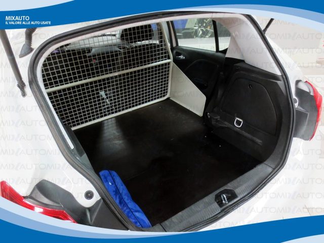 OPEL Corsa usata, con Lettore CD