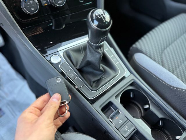 VOLKSWAGEN Golf usata 18