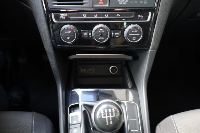 VOLKSWAGEN Golf Sportsvan usata, con Limitatore di velocità