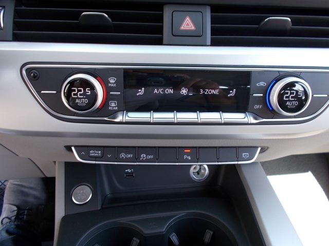 AUDI A4 usata, con Controllo automatico clima