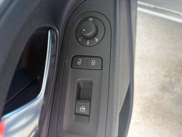 VOLKSWAGEN up! usata, con Vivavoce