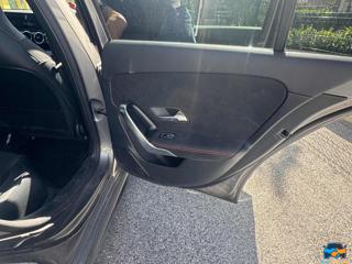 MERCEDES-BENZ A 180 usata, con Airbag testa