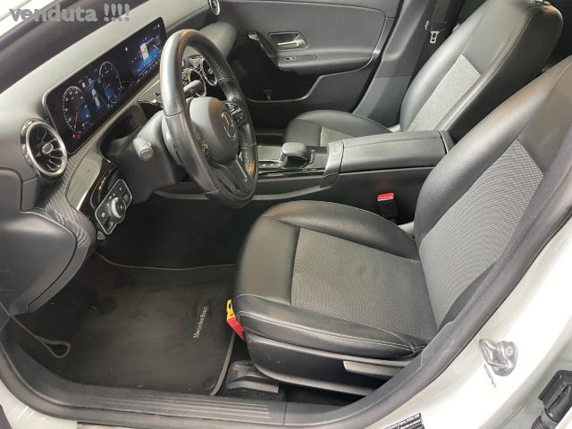 MERCEDES-BENZ CLA 180 usata, con Cerchi in lega
