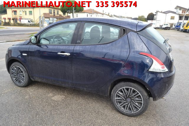 LANCIA Ypsilon usata, con Controllo trazione