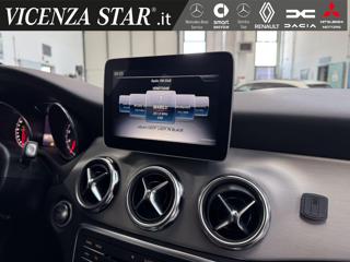 MERCEDES-BENZ GLA 200 usata, con Fari LED
