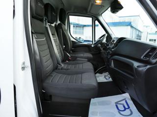 IVECO Daily usata, con USB