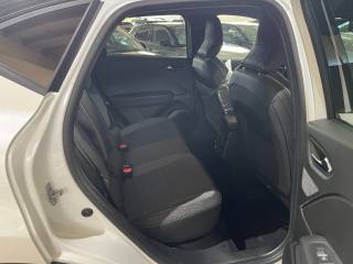 RENAULT Captur usata, con Volante in pelle