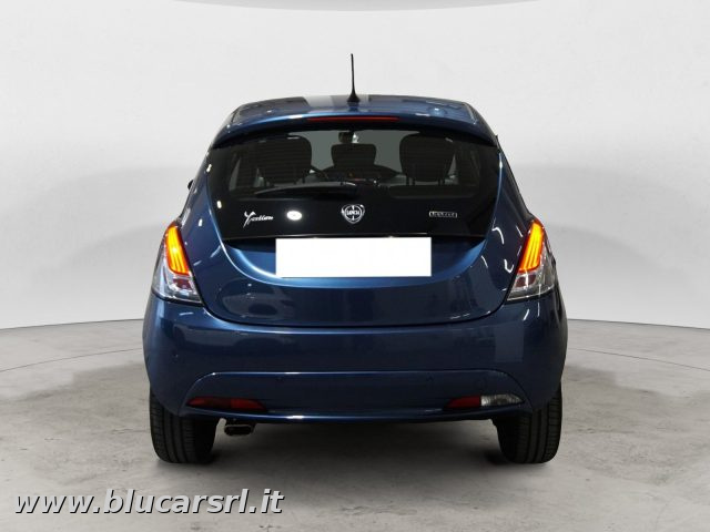 LANCIA Ypsilon usata, con Autoradio