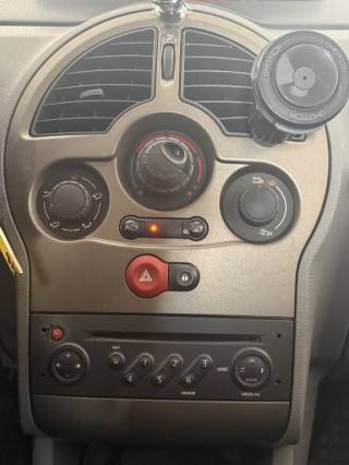 RENAULT Modus usata 15