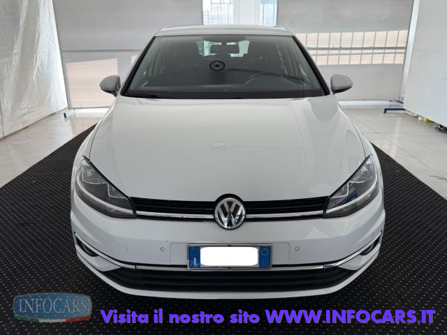 VOLKSWAGEN Golf usata, con Luci diurne LED