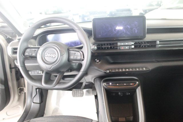 JEEP Avenger usata, con Controllo automatico clima