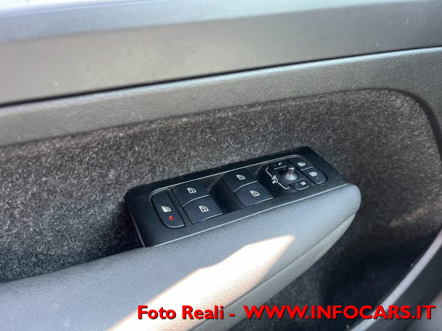 VOLVO XC40 usata, con Controllo elettronico della corsia