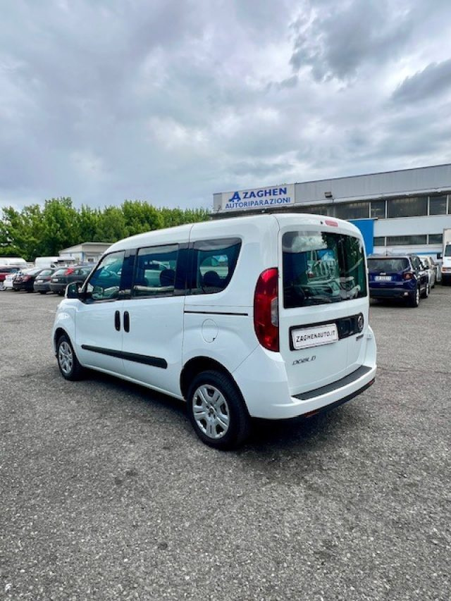 FIAT Doblo usata, con Airbag Passeggero