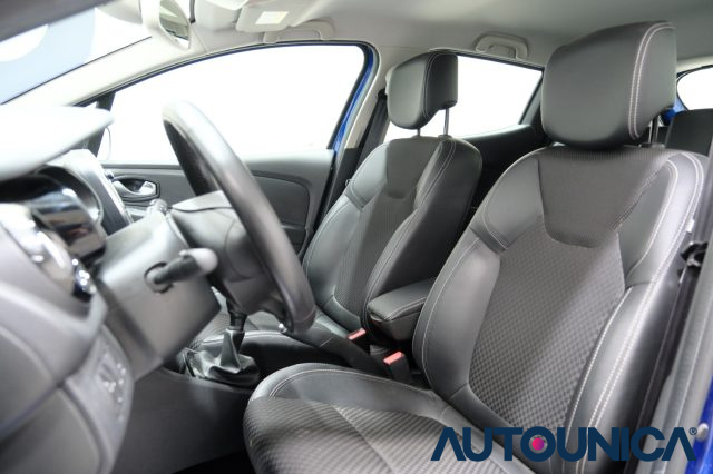 RENAULT Clio usata, con Autoradio