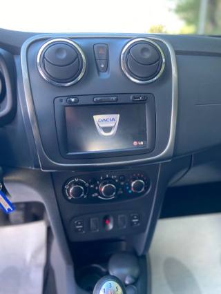 DACIA Sandero usata, con Autoradio digitale