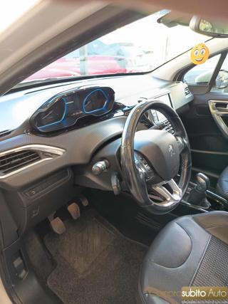 PEUGEOT 2008 usata 26