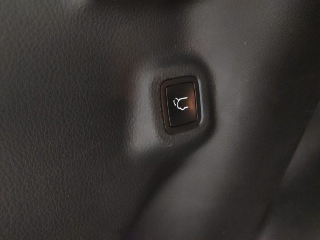 JEEP Compass usata, con Sensori di parcheggio posteriori