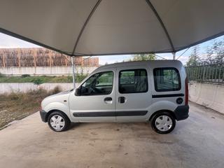 RENAULT Kangoo usata, con Chiusura centralizzata