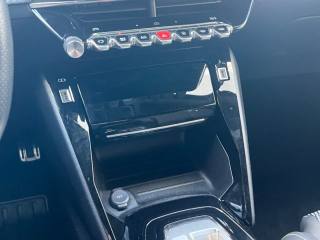 PEUGEOT 2008 usata, con MP3