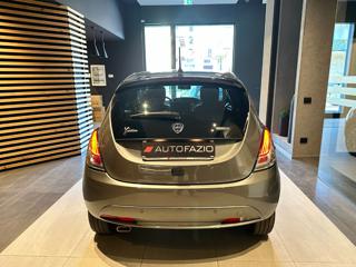 LANCIA Ypsilon usata, con Lettore CD