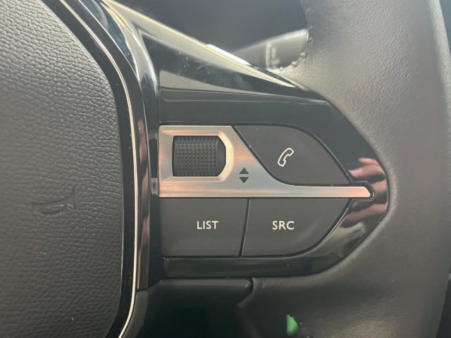 PEUGEOT 208 usata, con Fari LED