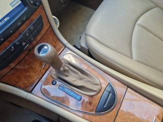 MERCEDES-BENZ E 220 usata, con Sensore di luce