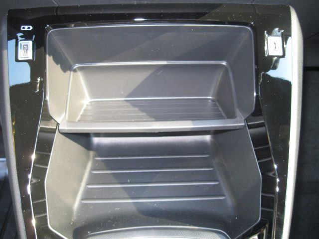 PEUGEOT 2008 usata, con Luci diurne LED