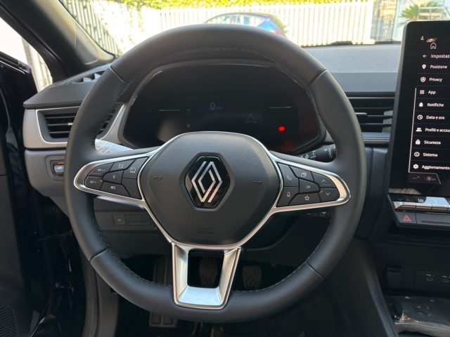 RENAULT Captur usata, con Sistema di navigazione